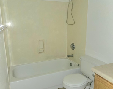 8190 W Serena Drive - Photo Thumbnail 3