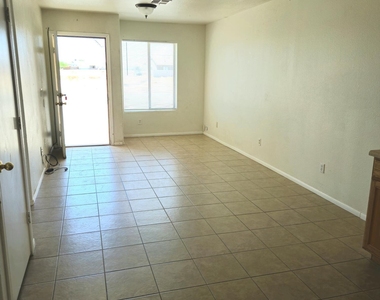 8190 W Serena Drive - Photo Thumbnail 1