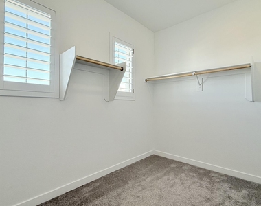 1419 E Town And Country Lane - Photo Thumbnail 29