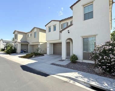 1419 E Town And Country Lane - Photo Thumbnail 38