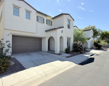 1419 E Town And Country Lane - Photo Thumbnail 41