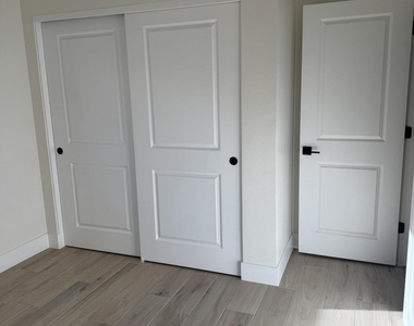 1515 W Mckinley Street - Photo Thumbnail 19