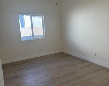 1515 W Mckinley Street - Photo Thumbnail 20