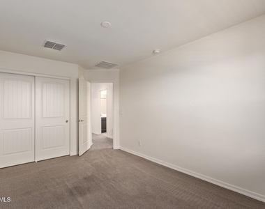 905 S Canal Drive - Photo Thumbnail 20