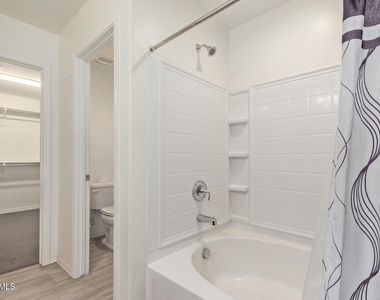 905 S Canal Drive - Photo Thumbnail 17
