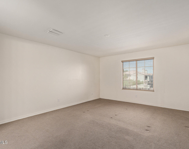 905 S Canal Drive - Photo Thumbnail 13