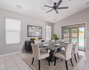 11386 W Lincoln Street - Photo Thumbnail 11