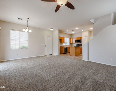 3039 W Los Gatos Drive - Photo Thumbnail 11