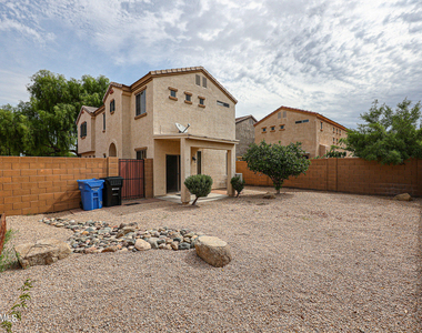 3039 W Los Gatos Drive - Photo Thumbnail 4