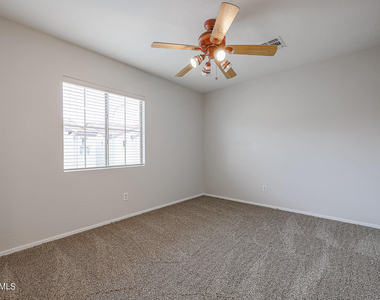 3039 W Los Gatos Drive - Photo Thumbnail 22