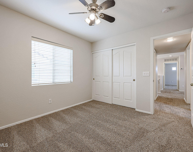 3039 W Los Gatos Drive - Photo Thumbnail 21