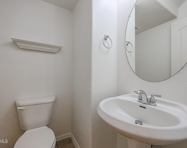 3039 W Los Gatos Drive - Photo Thumbnail 24