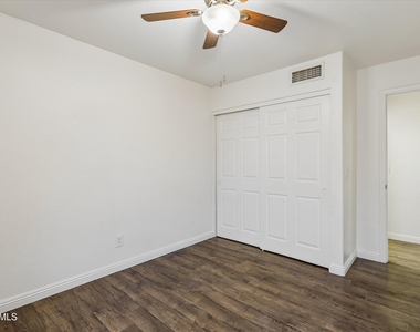 4231 E Alder Avenue - Photo Thumbnail 24