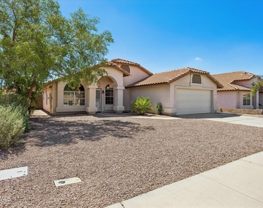 4231 E Alder Avenue - Photo Thumbnail 33