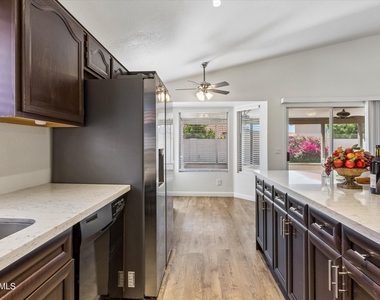 4231 E Alder Avenue - Photo Thumbnail 6