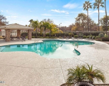 3652 E Horace Drive - Photo Thumbnail 20