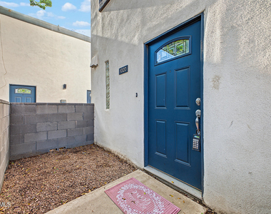 7325 E Belleview Street - Photo Thumbnail 3