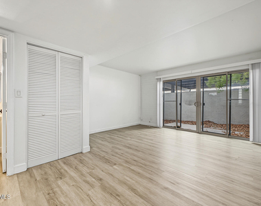 7325 E Belleview Street - Photo Thumbnail 6