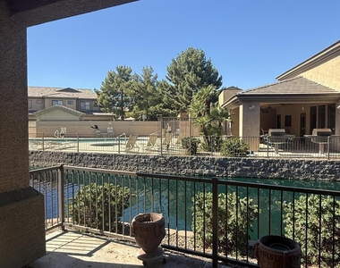 705 W Queen Creek Road - Photo Thumbnail 1