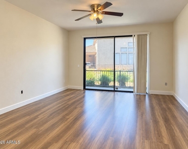 705 W Queen Creek Road - Photo Thumbnail 4
