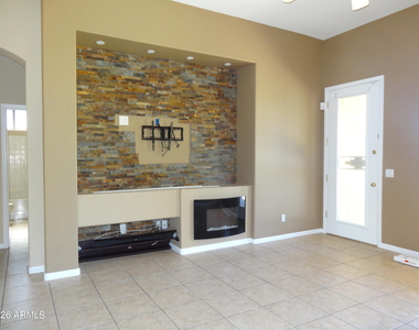 1350 E Indigo Drive - Photo Thumbnail 2