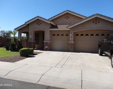 1350 E Indigo Drive - Photo Thumbnail 31