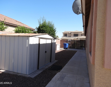 1350 E Indigo Drive - Photo Thumbnail 25