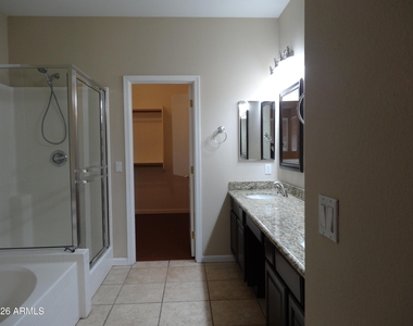 1350 E Indigo Drive - Photo Thumbnail 20