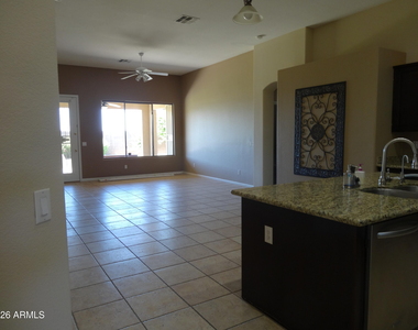 1350 E Indigo Drive - Photo Thumbnail 16