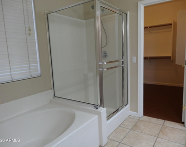 1350 E Indigo Drive - Photo Thumbnail 21