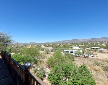 43828 N 12th Street - Photo Thumbnail 3