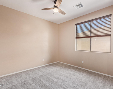 11826 N 146th Avenue - Photo Thumbnail 23