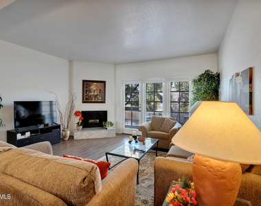 6142 N 29th Street - Photo Thumbnail 4