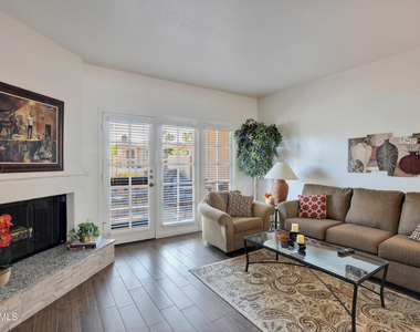 6142 N 29th Street - Photo Thumbnail 2