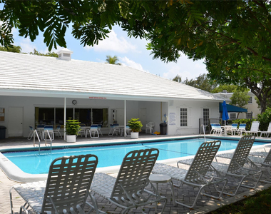6201 Bay Club Drive - Photo Thumbnail 22