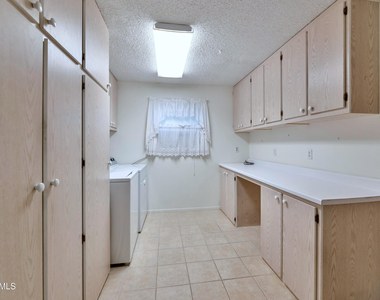 9956 W Willow Point - Photo Thumbnail 9