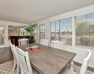 9956 W Willow Point - Photo Thumbnail 6