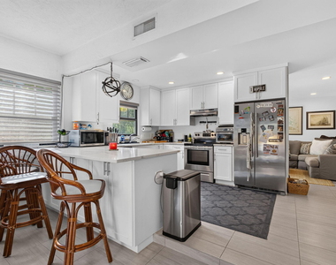423 49th Street - Photo Thumbnail 11