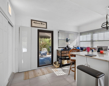 423 49th Street - Photo Thumbnail 9