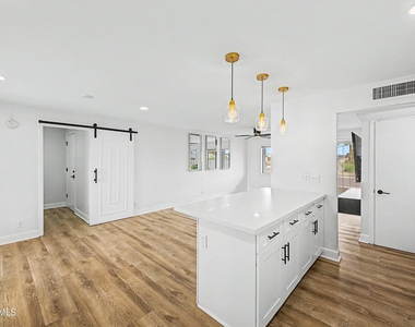 4101 E Calavar Road - Photo Thumbnail 12