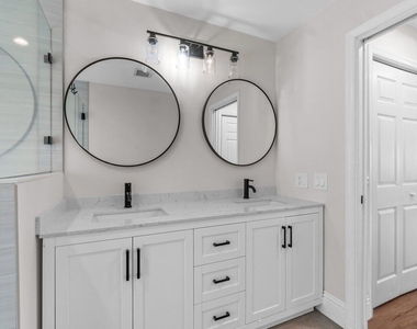 4593 Ellwood Drive - Photo Thumbnail 17