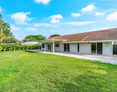 4593 Ellwood Drive - Photo Thumbnail 28