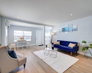 305 N 13th Street - Photo Thumbnail 7