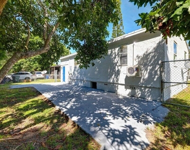 305 N 13th Street - Photo Thumbnail 13