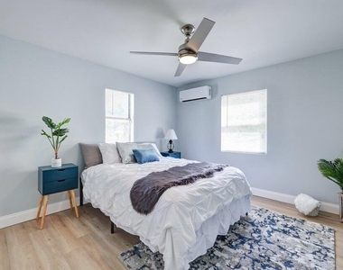 305 N 13th Street - Photo Thumbnail 9