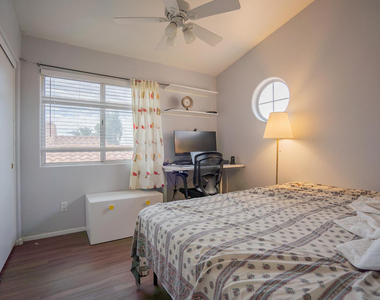 4613 E Desert Cactus Street - Photo Thumbnail 28