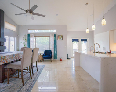 4613 E Desert Cactus Street - Photo Thumbnail 15
