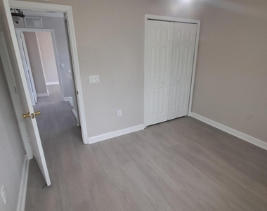 1114 Shoma Drive - Photo Thumbnail 18