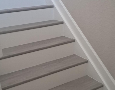 1114 Shoma Drive - Photo Thumbnail 13
