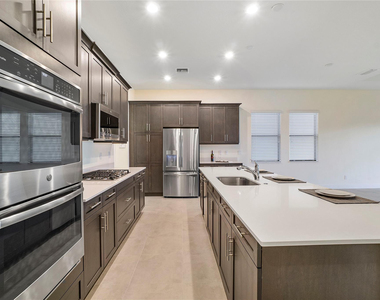 11785 S Waterway Circle - Photo Thumbnail 5